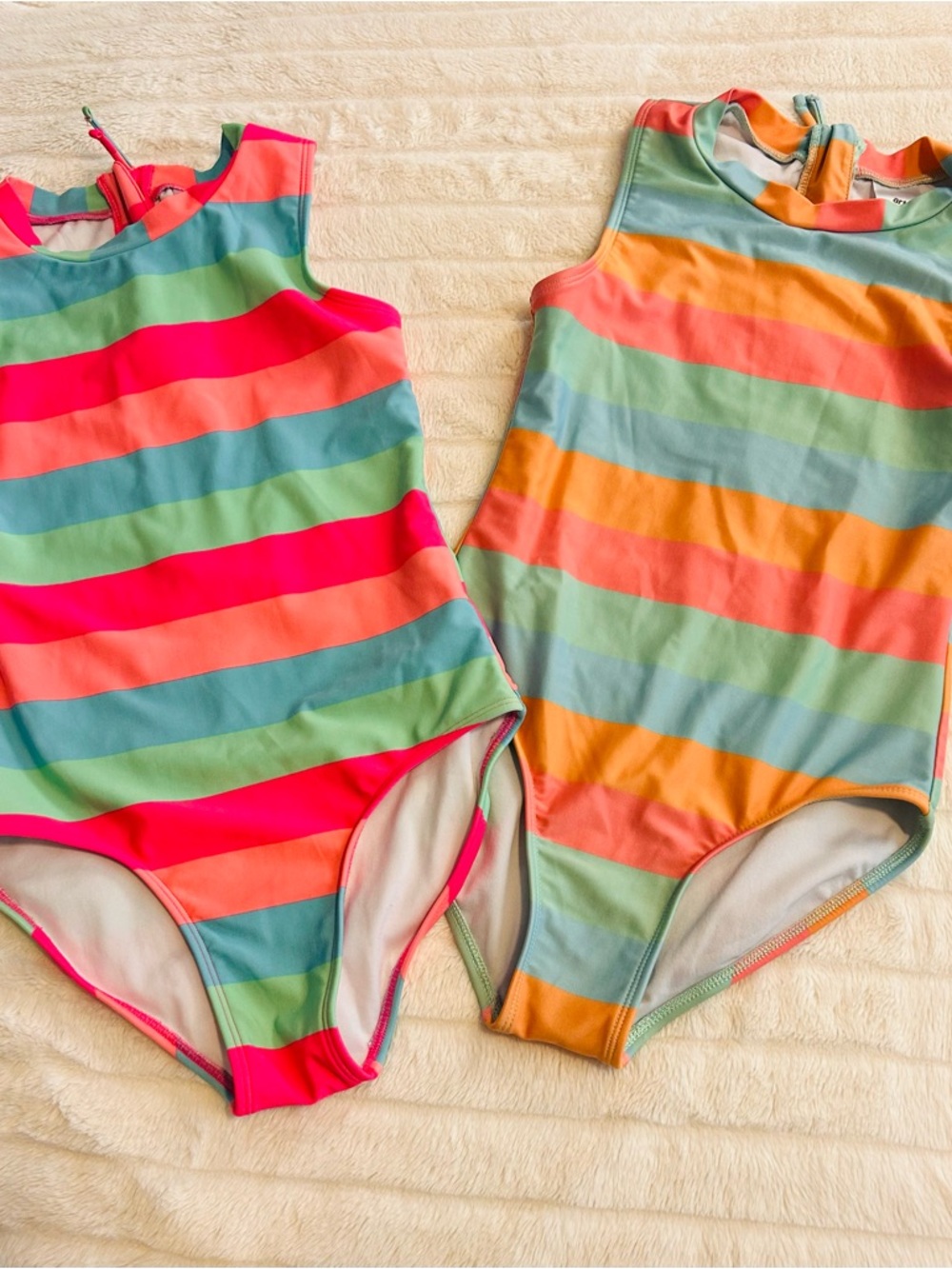 Girls Swimsuit Set NWOT Size L(10-12)